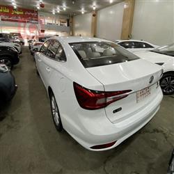 MG 5